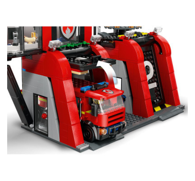 LEGO Конструктор LEGO City Пожежне депо з пожежною машиною 843 деталей (60414)
