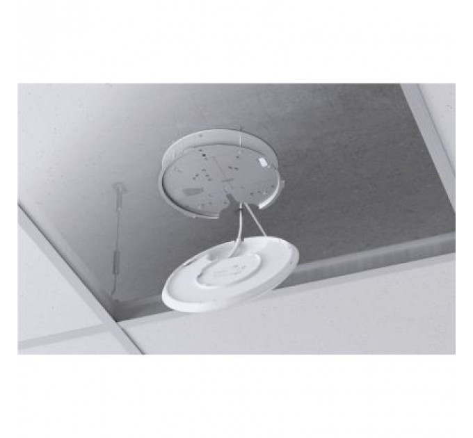 Точка доступу Wi-Fi Ubiquiti UniFi U6 PLUS (U6-PLUS)