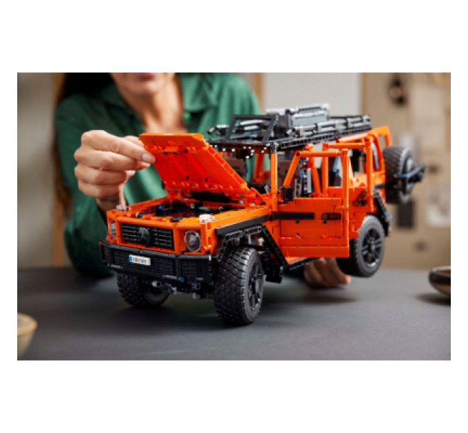 LEGO Конструктор LEGO Technic Mercedes-Benz G 500 PROFESSIONAL Line (42177)