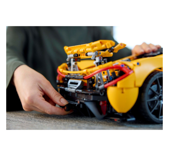 LEGO Конструктор LEGO Technic McLaren P1 3893 деталі (42172)