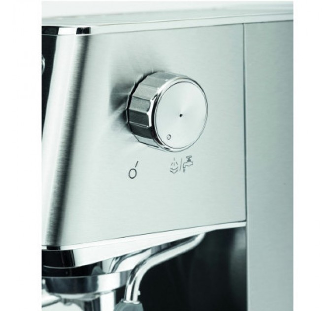 Ufesa Ріжкова кавоварка еспресо Ufesa CE8020 (71705062)