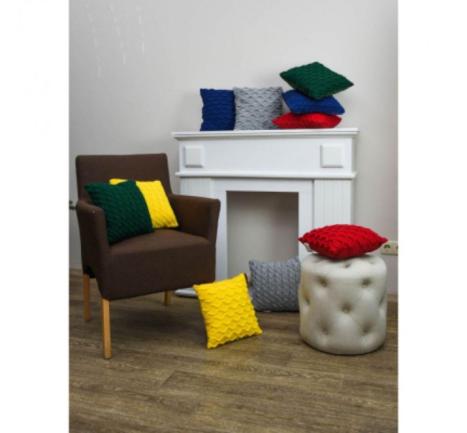 Прованс Подушка Прованс в'язана декоративна Коси червона 33х33 см (027419)