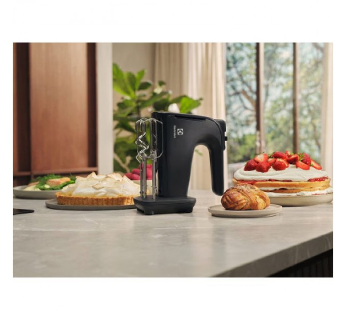 Electrolux Міксер Electrolux EHM4B