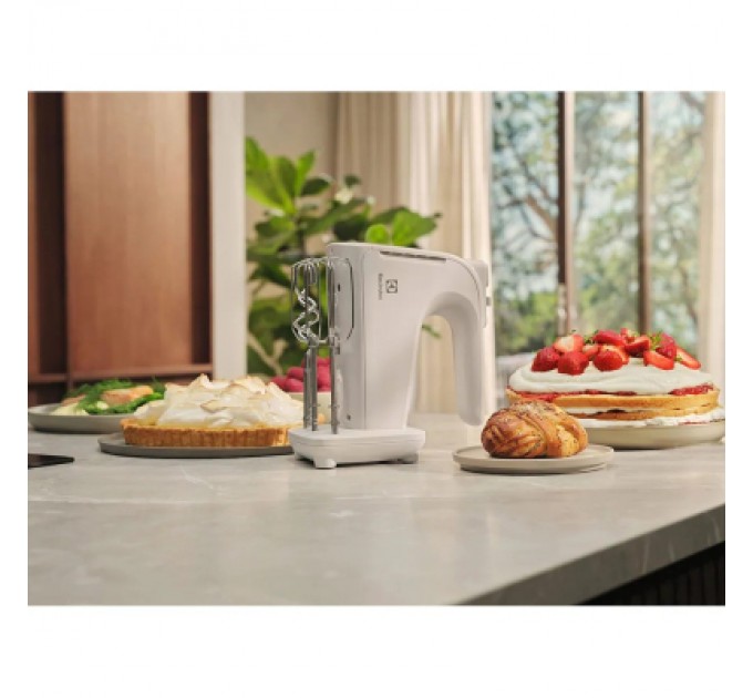 Electrolux Міксер Electrolux EHM4W