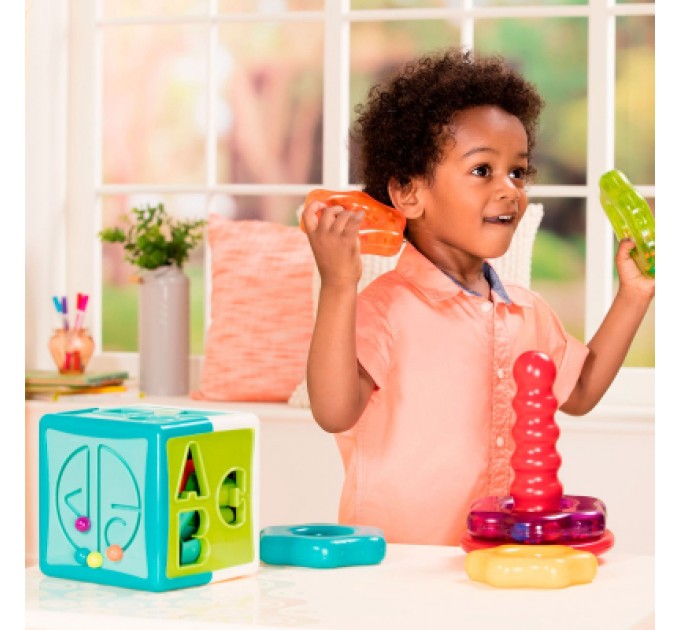 Battat Розвиваюча іграшка Battat сортер - Розумний куб (BT4577Z)
