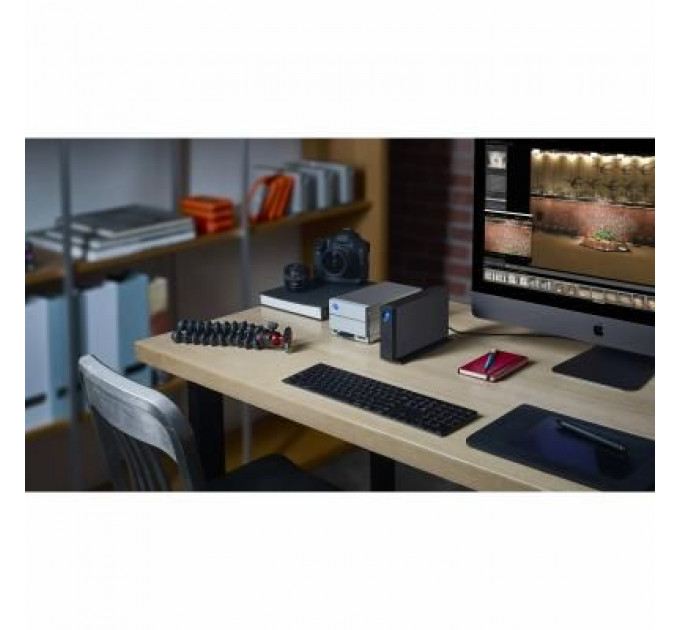 Зовнішній жорсткий диск 3.5" 10TB LaCie (STHA10000800)