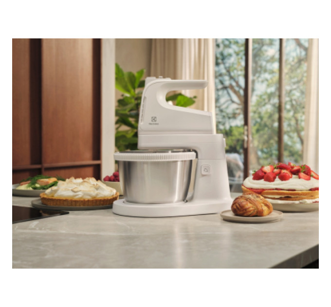Electrolux Міксер Electrolux ESM4W