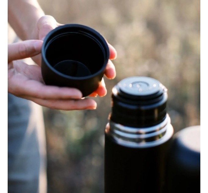 Tramp Термос Tramp Basic 1 л black (UTRC-105-black)