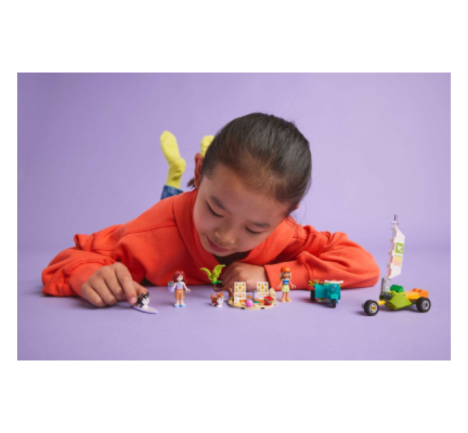 LEGO Конструктор LEGO Friends Собачі пригоди на серфі та скутері (42641)