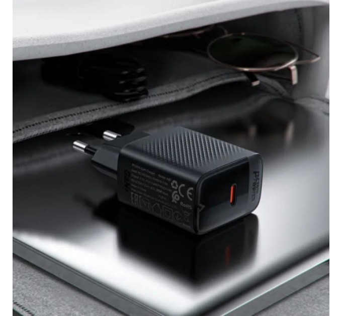 Acefast Зарядний пристрій Acefast USB-C 20W + Type-C cable A82 Fast Charger Black (6974316280057)