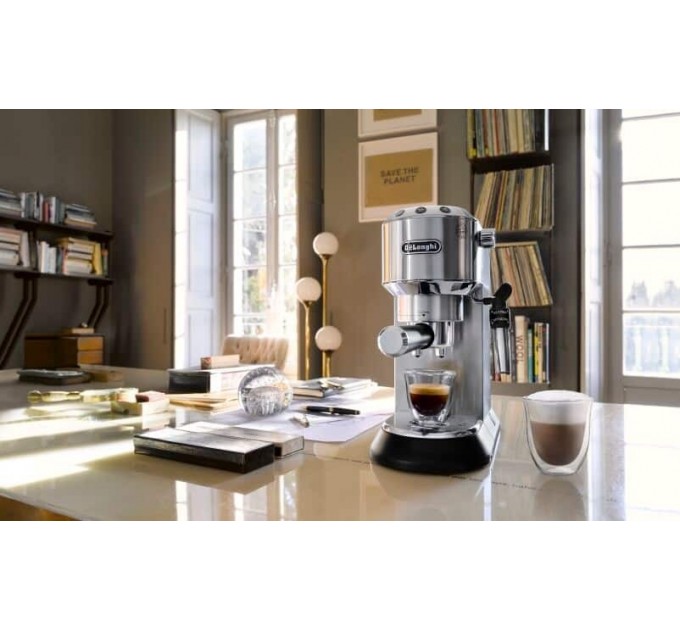 DeLonghi Кавоварка рожкова Delonghi EC 685 M