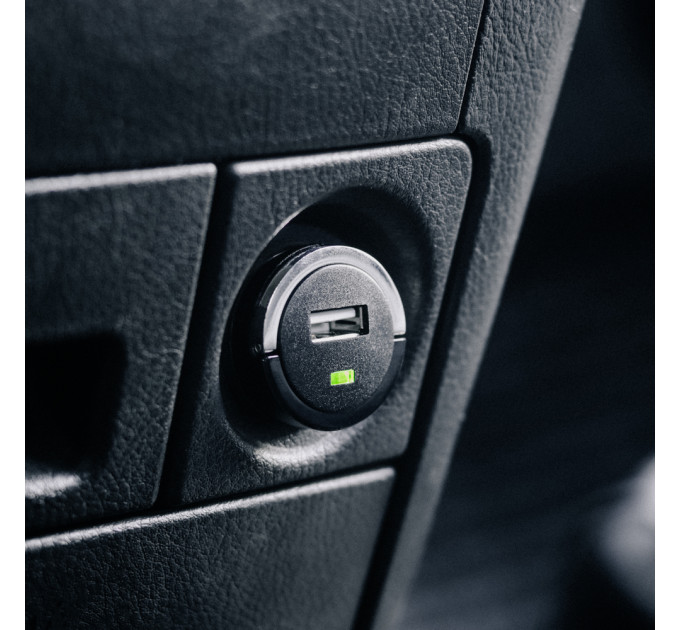Strax Автомобильное зарядное устройство Strax Car Charger 2.4A Single USB-A Black (4029948595757) Bulk