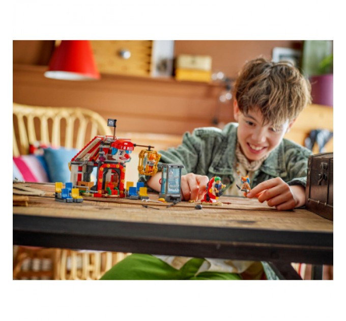 LEGO Конструктор LEGO One Piece Цирковий намет клоуна Баґґі (75637-)