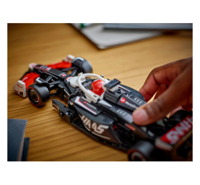 LEGO Конструктор LEGO Speed Champions Автомобіль для перегонів MoneyGram Haas F1 Team VF-24 (77250)