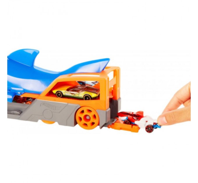 Hot Wheels Ігровий набір Hot Wheels Вантажівка-транспортер "Акуляча паща" (GVG36)