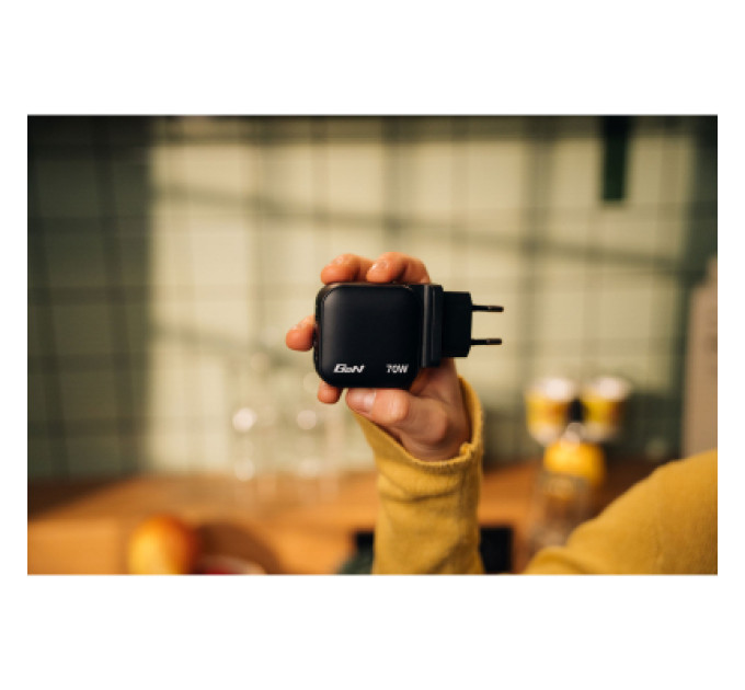 Verbatim Зарядний пристрій Verbatim MiniGaN 70 W 3 ports (2xUSB-C/1xUSB-A) (32229)