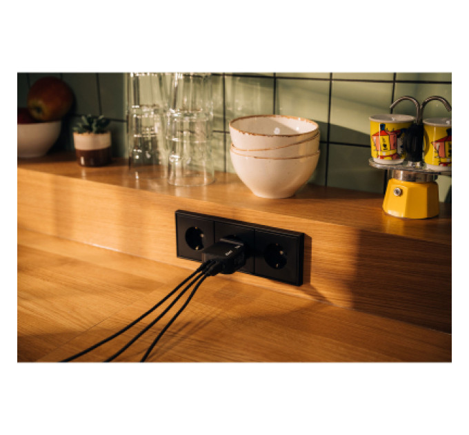 Verbatim Зарядний пристрій Verbatim MiniGaN 70 W 3 ports (2xUSB-C/1xUSB-A) (32229)
