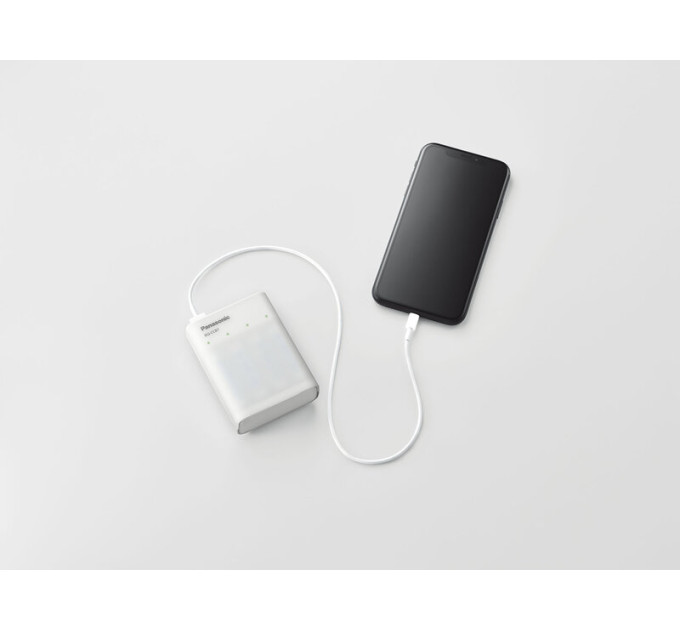 Panasonic Зарядний пристрій Panasonic Eneloop ready USB in/out з функцією Power Bank + AA 2000 mAh