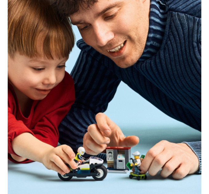 LEGO Конструктор LEGO City Переслідування на поліцейському мотоциклі (60455)