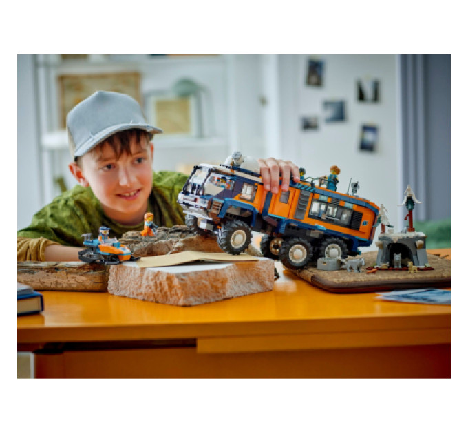 LEGO Конструктор LEGO City Арктична дослідна вантажівка з науковою лабораторією (60471)