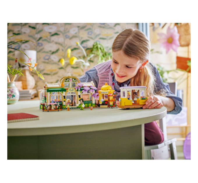 LEGO Конструктор LEGO Friends Кав'ярня з рослинами та квітковий магазин (42671)