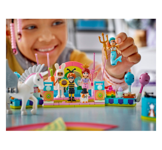 LEGO Конструктор LEGO Friends Костюмована вечірка з єдинорогом та феєю (42661)