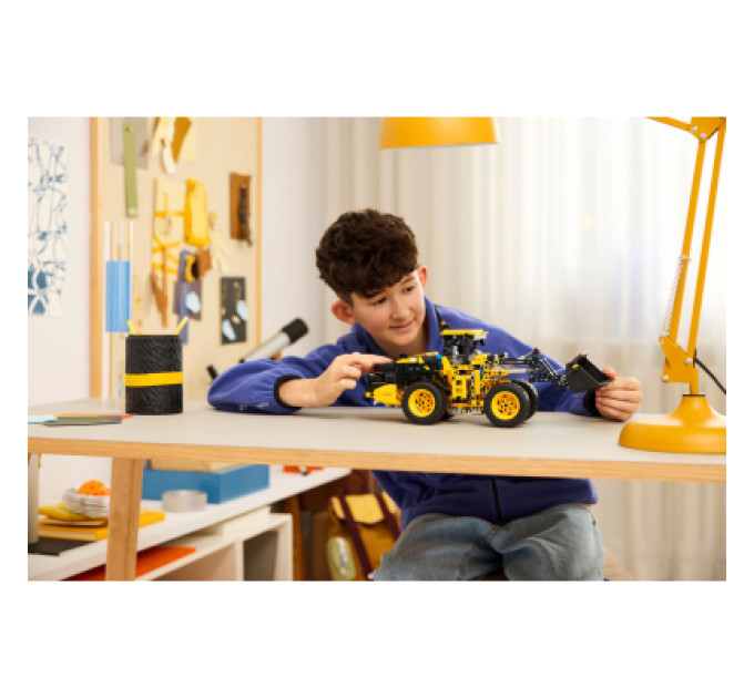 LEGO Конструктор LEGO Technic Колісний навантажувач Volvo L120 Electric (42209)