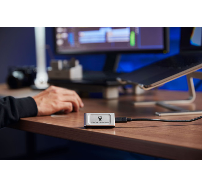 Kingston Накопичувач зовнішній SSD Portable USB 1.0ТB Kingston XS2000 BoC Silver (SXS2000/1000GA)