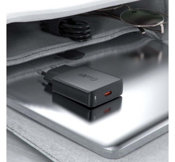 Acefast Зарядний пристрій Acefast A65 USB-C PD20W GaN ultra-thin Black (6974316282686)