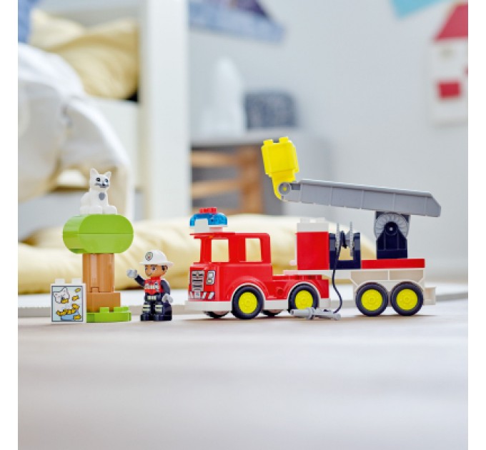 LEGO Конструктор LEGO DUPLO Town Пожежна машина 21 деталь (10969)