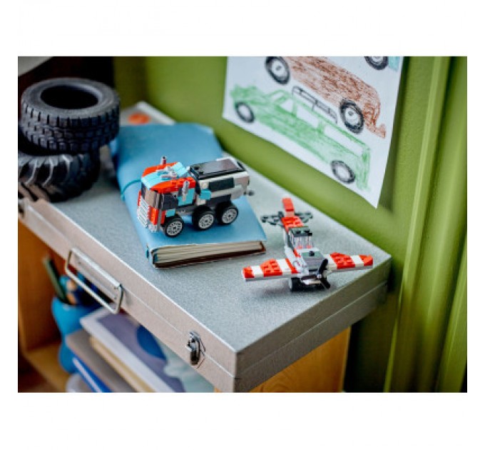 LEGO Конструктор LEGO Creator Бортова вантажівка з гелікоптером 270 деталей (31146)