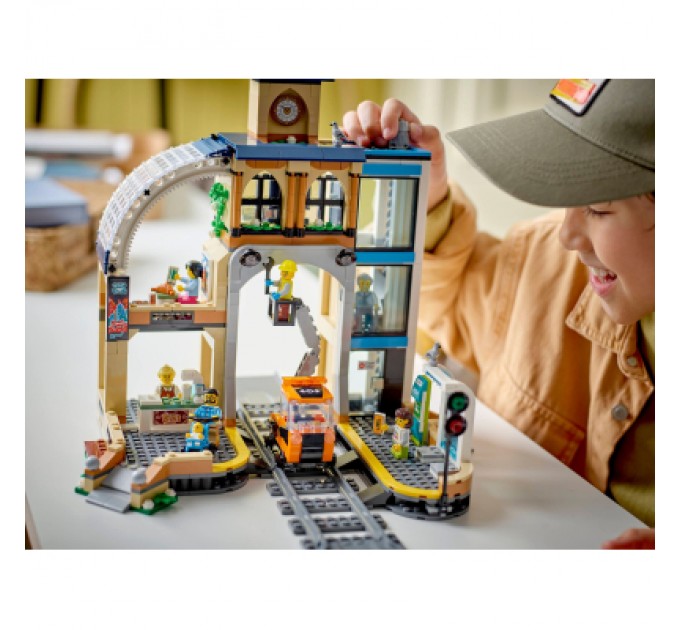 LEGO Конструктор LEGO City Центральний залізничний вокзал (60469)