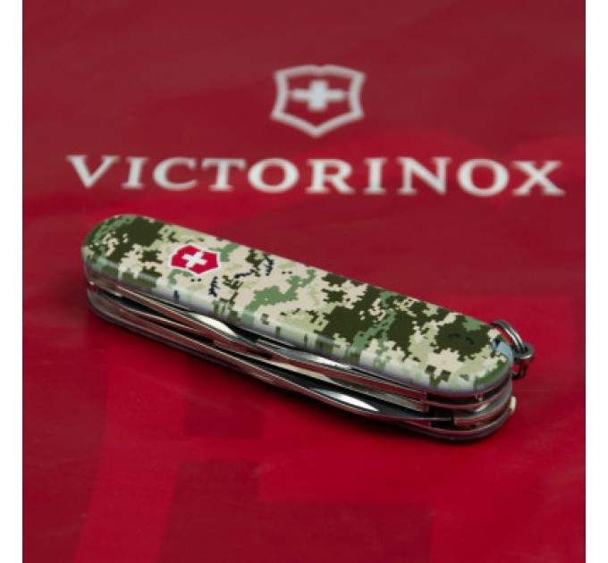 Ніж Victorinox Climber Army Піксель + Лого (1.3703.3_W3941p)