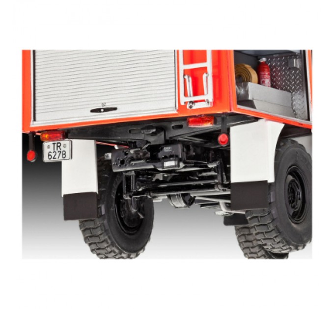 Збірна модель Revell Пожежна машина Unimog U1300L TLF 8/18 рівень 5 масштаб 1:24 (RVL-07512)