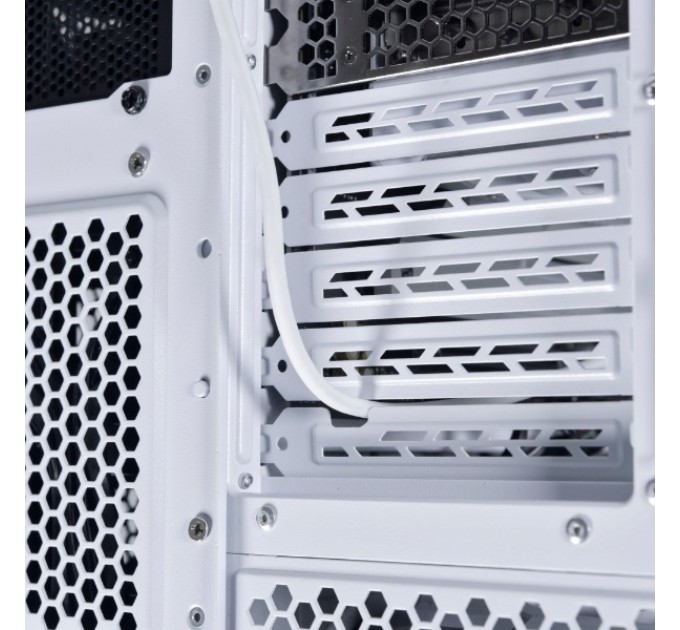 USB-хаб Lian Li USB2.0 1 to 3 Port (Type A Male) HUB, Black (G89.PW-U2TPAB.00)