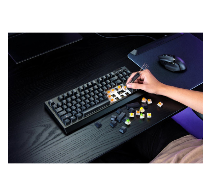 Razer Клавіатура Razer BlackWidow V4 Low-Profile TKL Wireless/Bluetooth/USB Yellow switch UA Black (RZ03-05450100-R3M1)