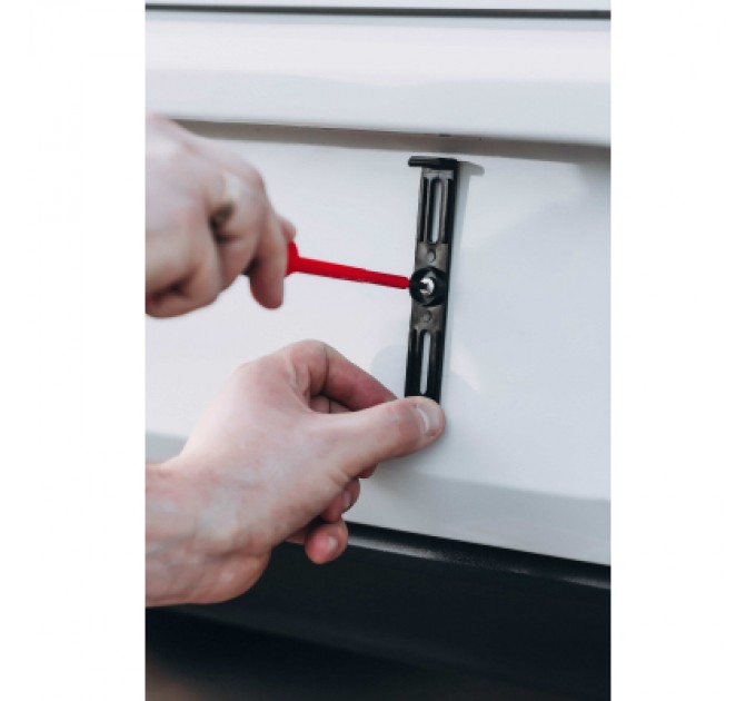 Рамка номерного знака Poputchik невидимки стандартні чорні, к-т 4шт (24-051-IS)