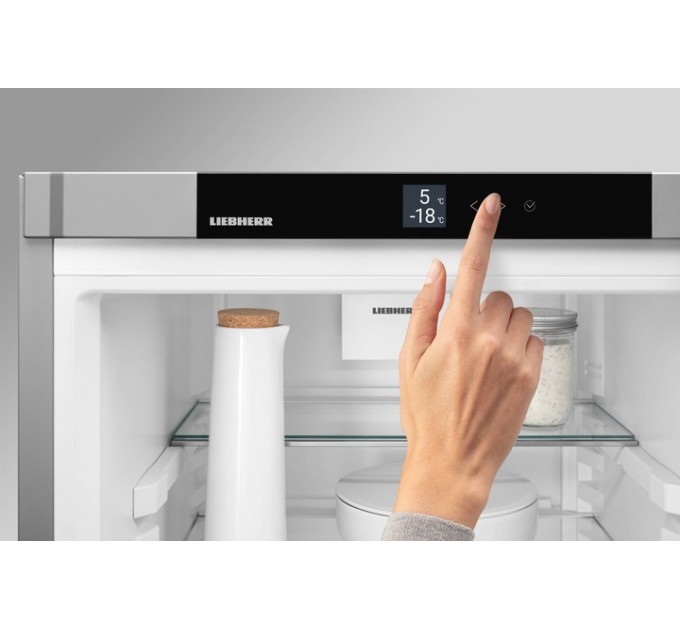Холодильник Liebherr CND 5703