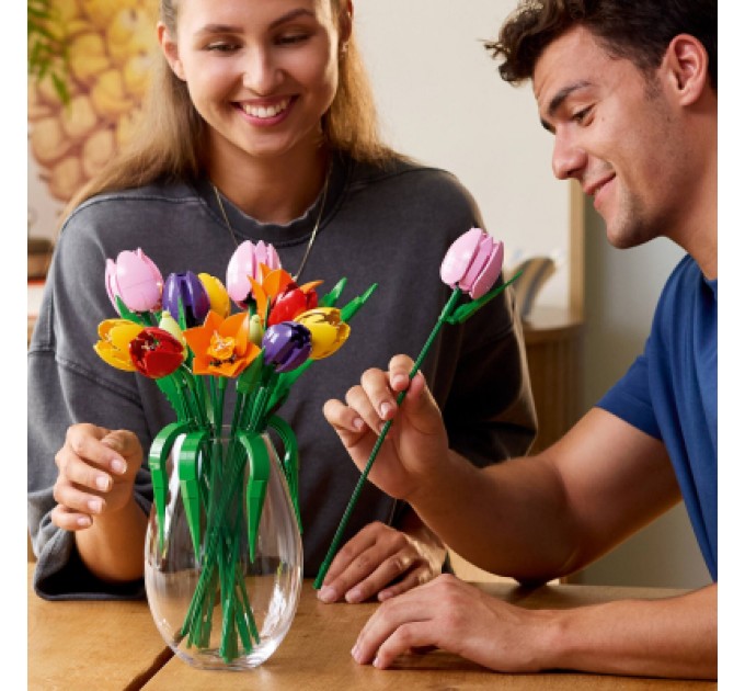 Конструктор LEGO Botanicals Букет тюльпанів (11501)