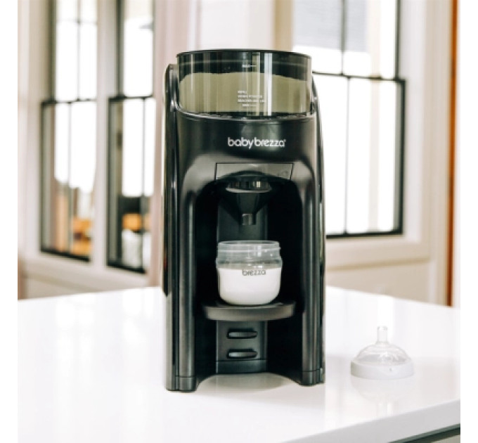 Baby Brezza Машина для приготування дитячої суміші Baby Brezza Formula Pro Advanced Чорний (FRP0131)