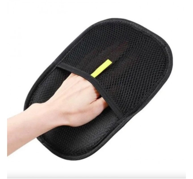 Гребінець для тварин Lapka електростатична рукавичка-щітка (LPK-26)