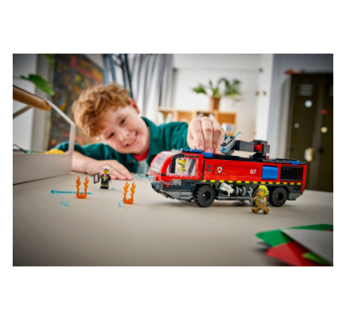LEGO Конструктор LEGO City Пожежна вантажівка в аеропорту (60499)