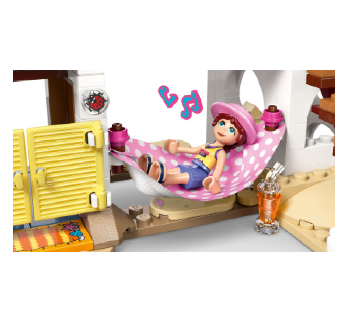 LEGO Конструктор LEGO Friends Пляжний будиночок з морськими котиками (42699)