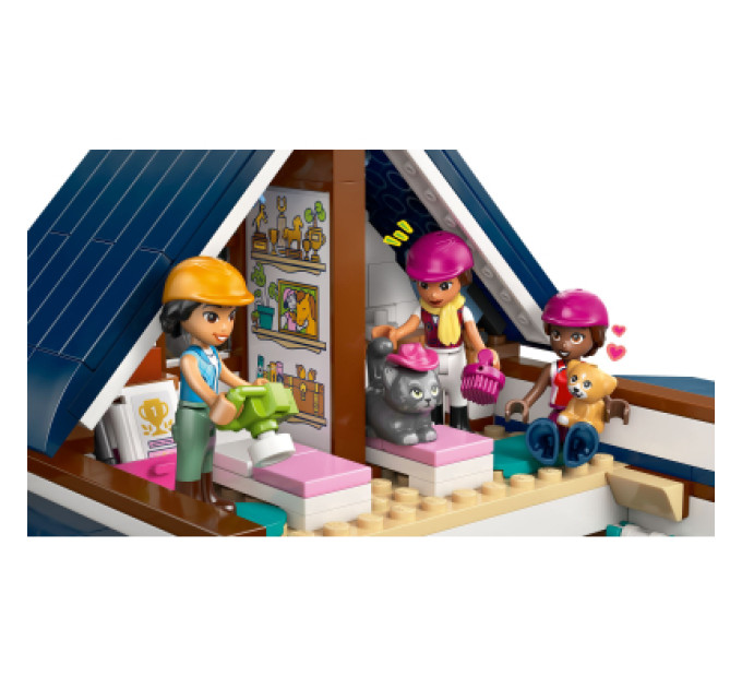 LEGO Конструктор LEGO Friends Кінна стайня і академія верхової їзди (42688)