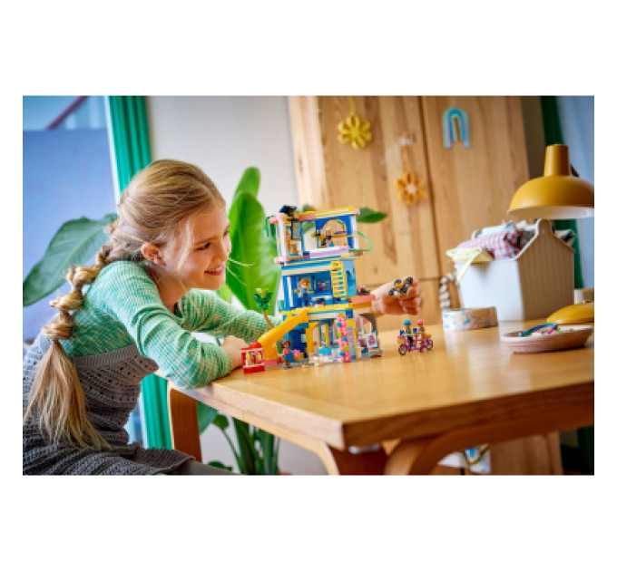 LEGO Конструктор LEGO Friends Клубний будинок друзів HLC (42689)