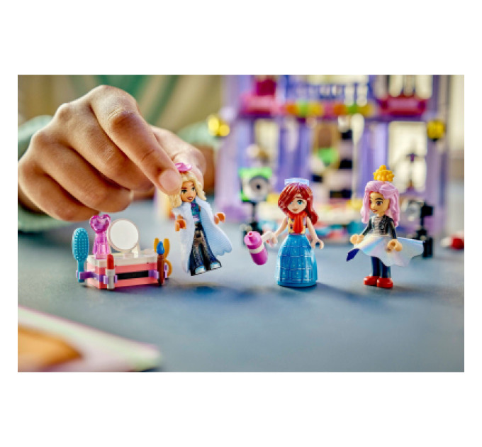 LEGO Конструктор LEGO Friends Модний показ у Хартлейк-Сіті (42685)