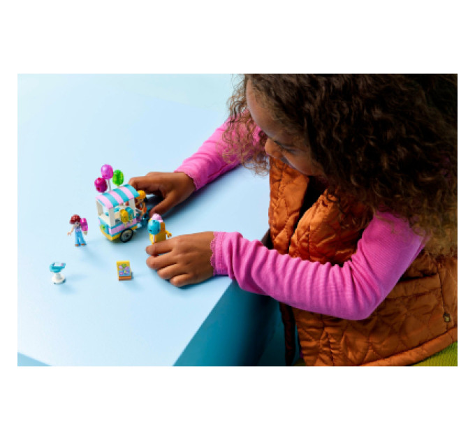 LEGO Конструктор LEGO Friends Ятка з морозивом і повітряними кульками (42692)