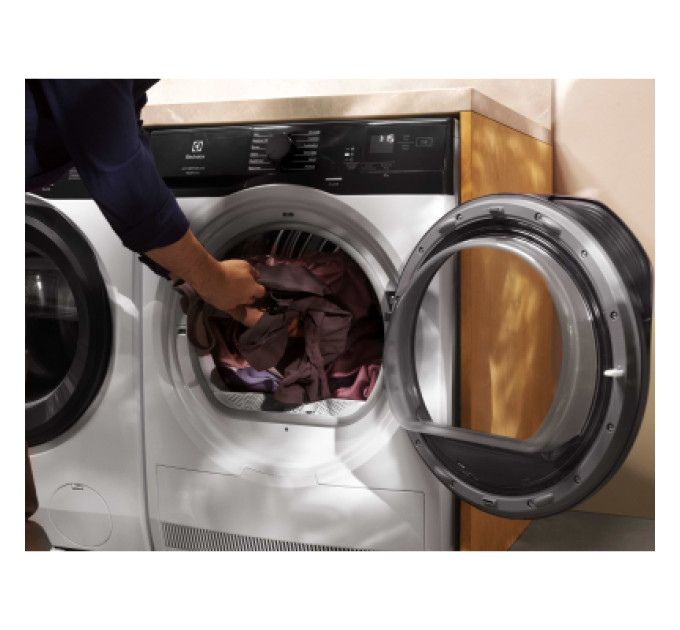 Electrolux Сушильна машина Electrolux EW6D98BEU
