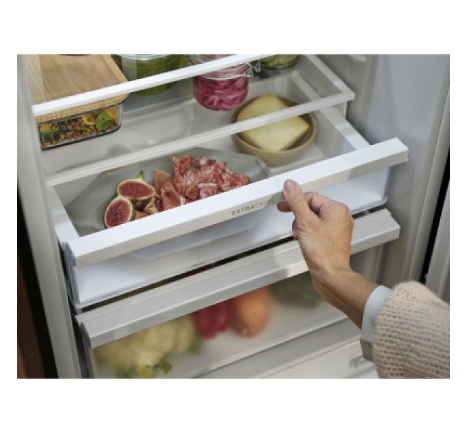 Electrolux Холодильник Electrolux LRT7ME39X
