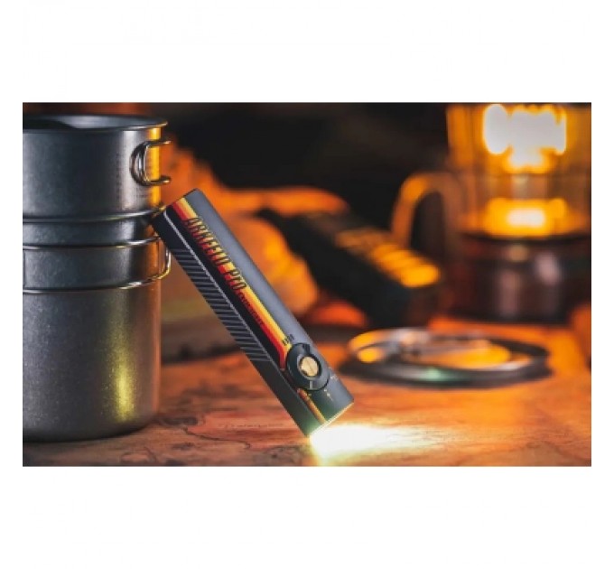 Ліхтар Olight Arkfeld Pro Class 1 CW Racing Stripes (0.0000.0908)